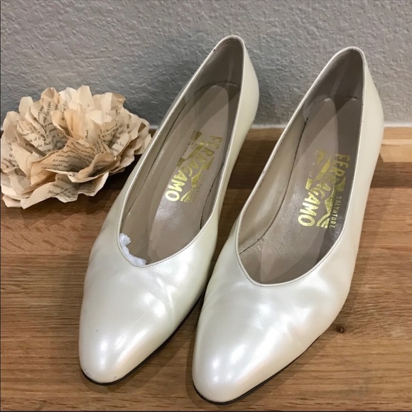 Salvatore Ferragamo Pearlescent Pumps - Picture 1 of 6